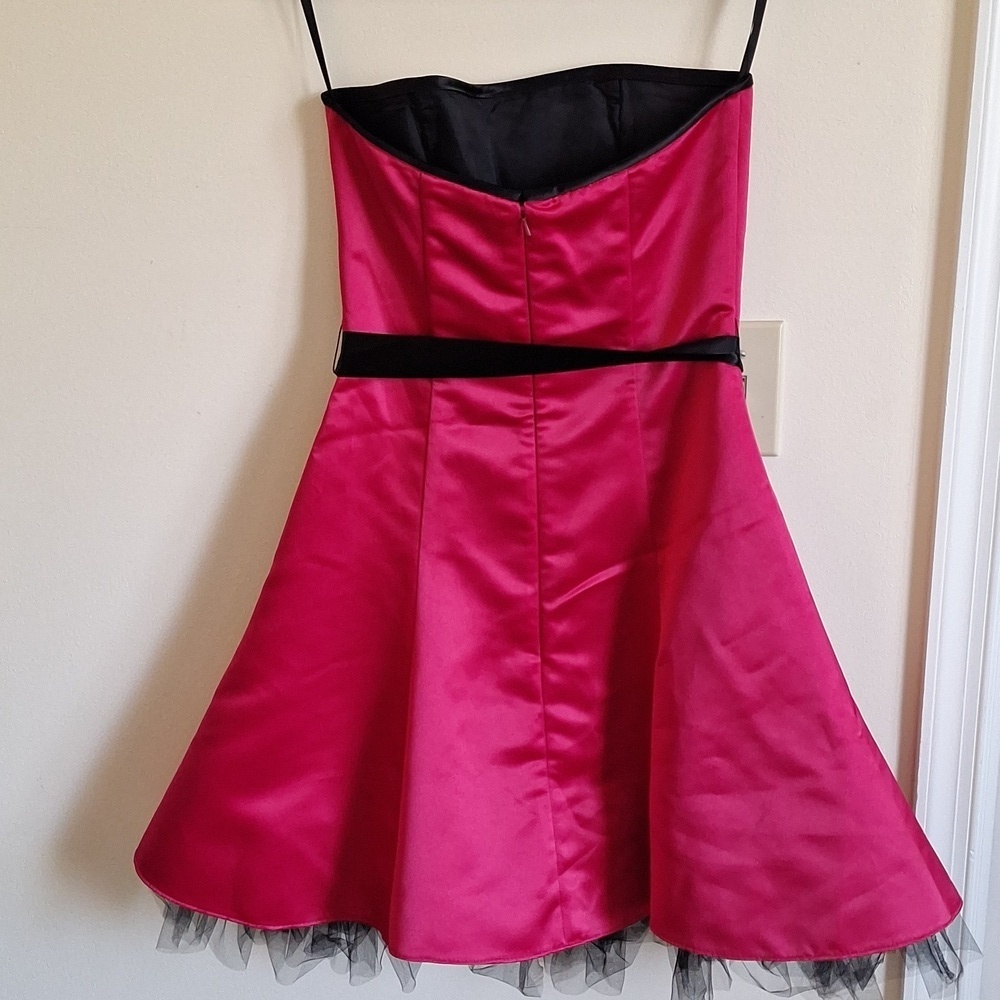 Gorgeous Raspberry Pink Cocktail Dress, Size Small - Picture 6 of 6